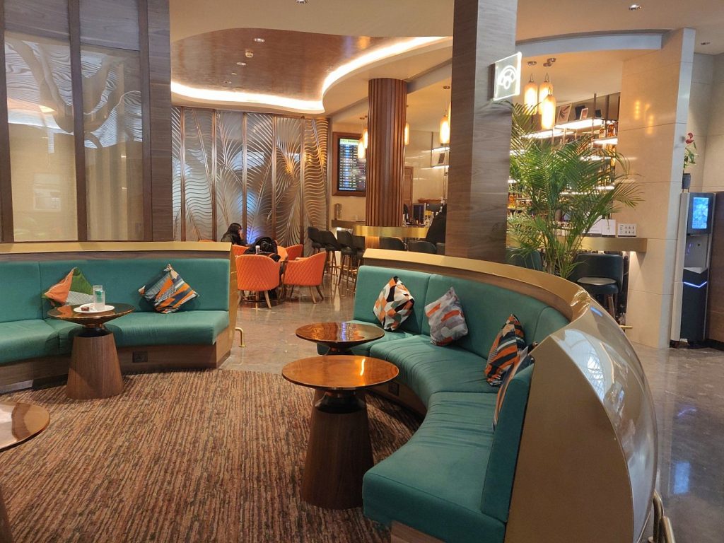 080 Lounge Domestic Terminal, Kempegowda International Airport, Bengaluru Currylines